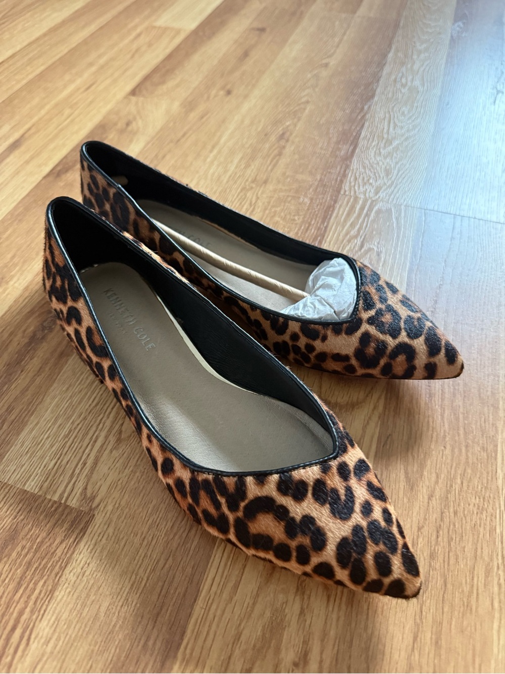Kenneth Cole Leopard Print Pointed Toe Flats - Brown/Black